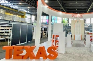 UT Press bookstore and stand at FILUNI Conference in Mexico City